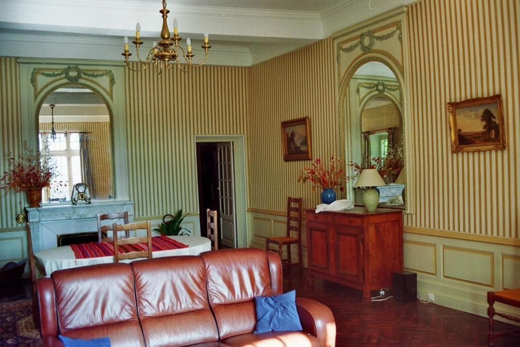 סן-ז'אן-דו-גאר Hotel Du Chateau De Cabrieres מראה חיצוני תמונה